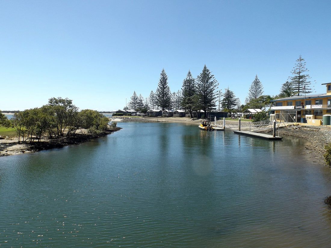 Loders Creek and green waterway on the Gold Coast | Pets Juicy in Miami